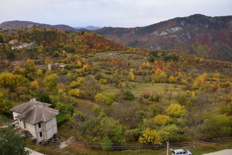 Село Белица в Родопите